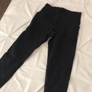 Lululemon Capri leggings with mesh